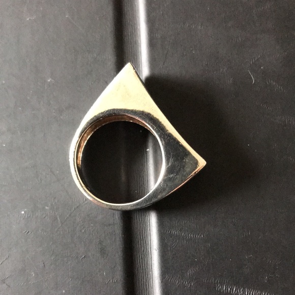 Silver ring - Picture 3 of 4